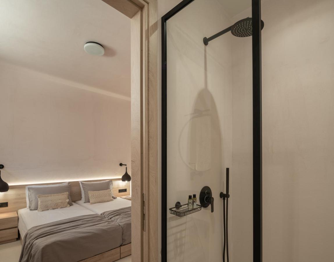 Isla Beach House, A Timeless Retreat, By Thinkvilla Damnoni Extérieur photo