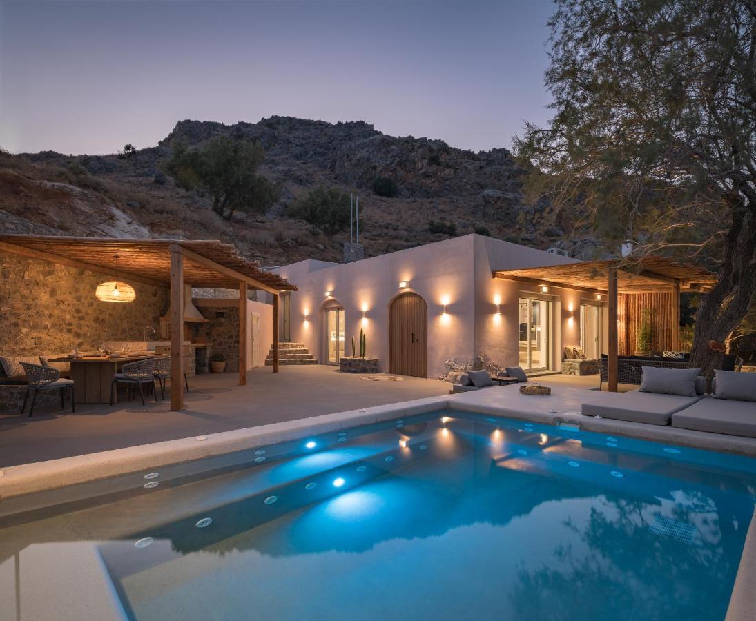 Isla Beach House, A Timeless Retreat, By Thinkvilla Damnoni Extérieur photo