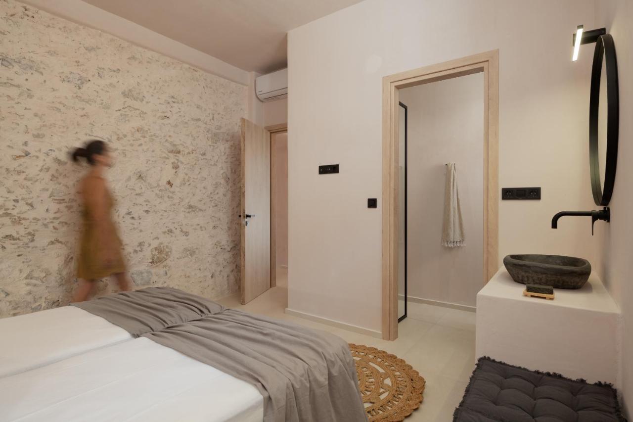 Isla Beach House, A Timeless Retreat, By Thinkvilla Damnoni Extérieur photo