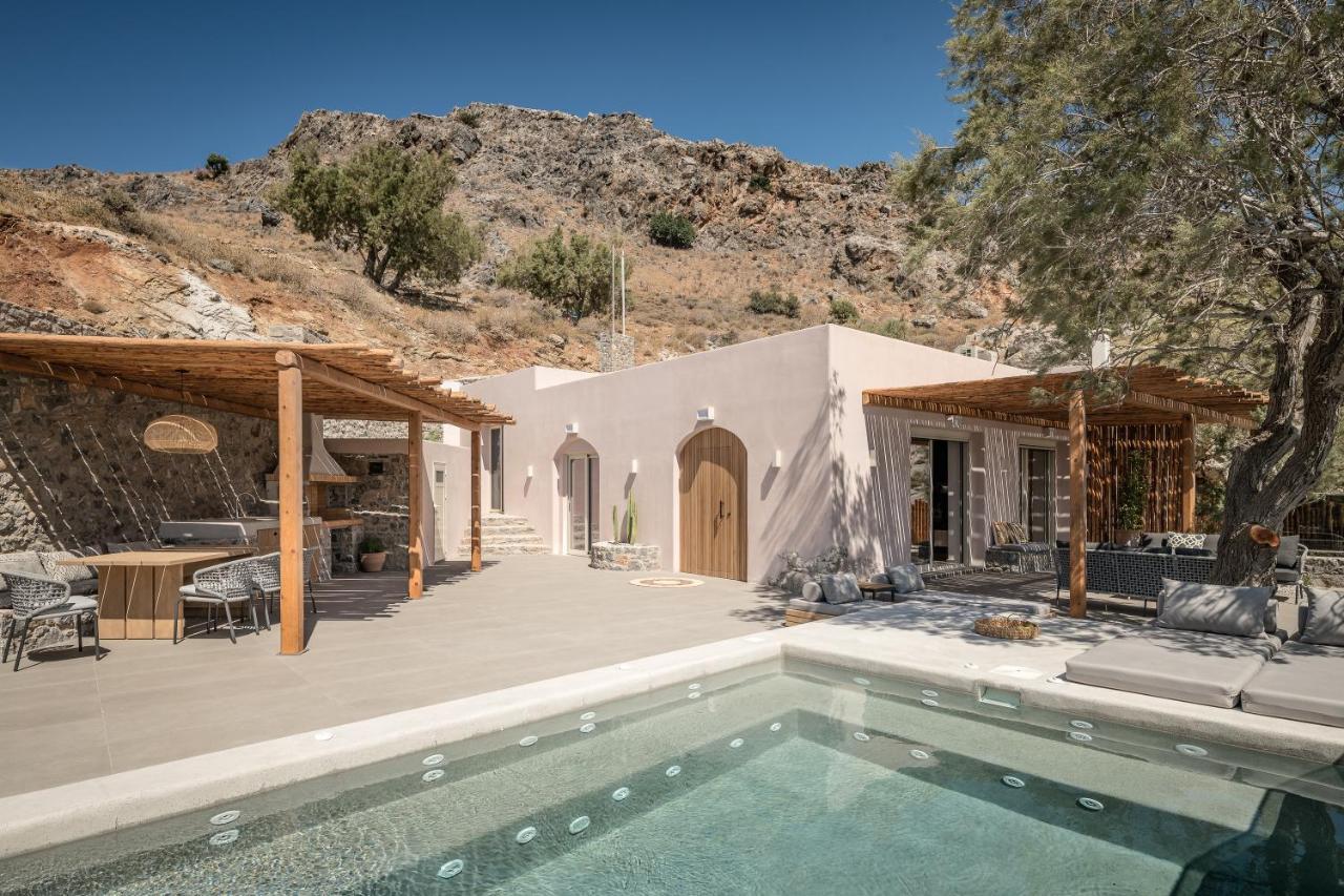 Isla Beach House, A Timeless Retreat, By Thinkvilla Damnoni Extérieur photo