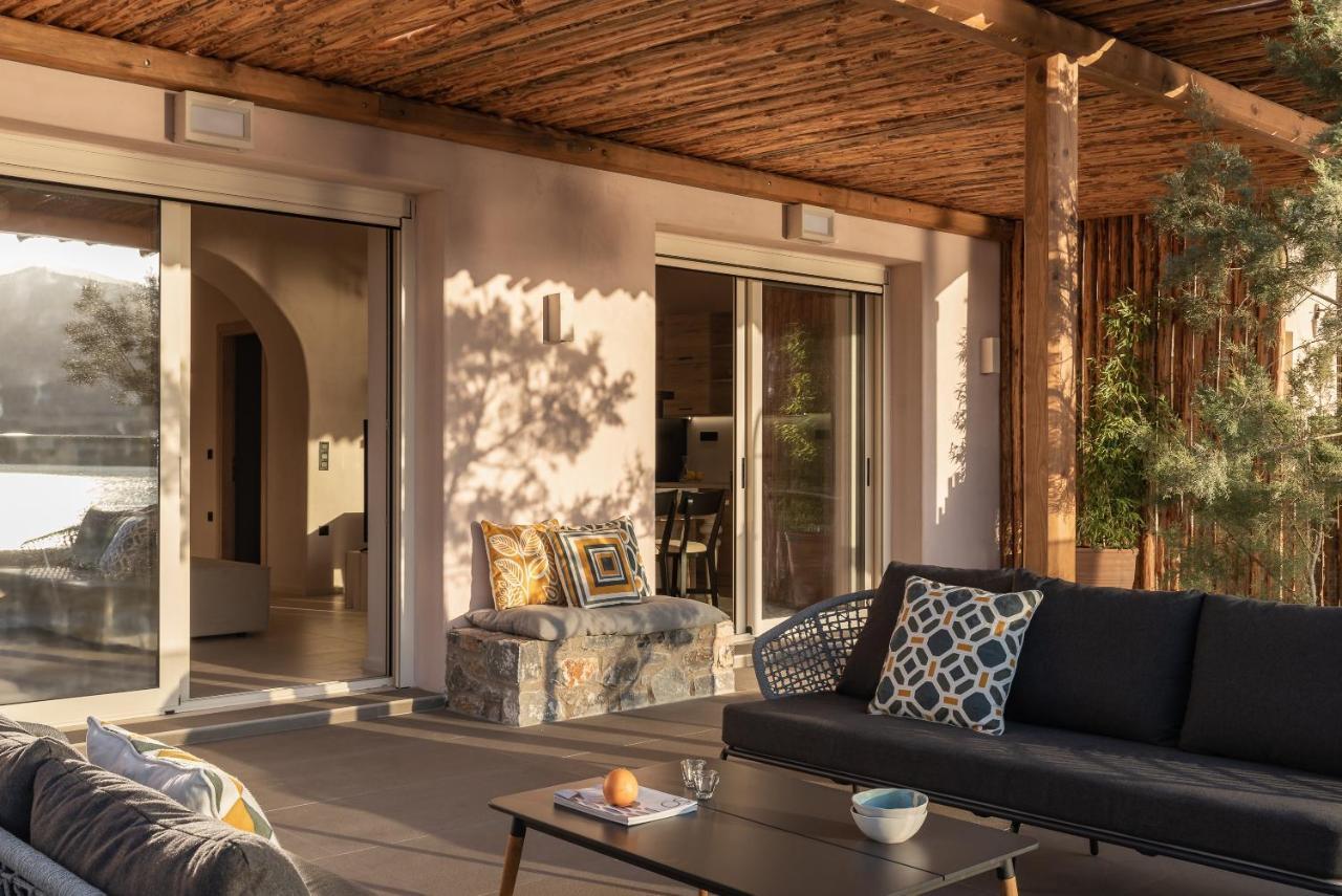 Isla Beach House, A Timeless Retreat, By Thinkvilla Damnoni Extérieur photo